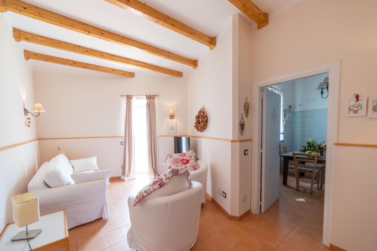 Donna Carmela Apartment Scala Luaran gambar