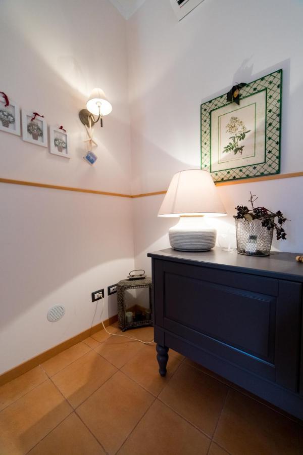 Donna Carmela Apartment Scala Luaran gambar